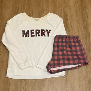 Pajama Set Cream Top w/ MERRY on front & Red/Black Checkered Shorts Sz Large